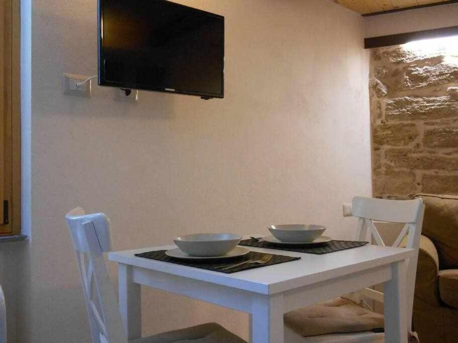 אלגהרו Suite Minerva 10 Steps From Piazza Civica מראה חיצוני תמונה