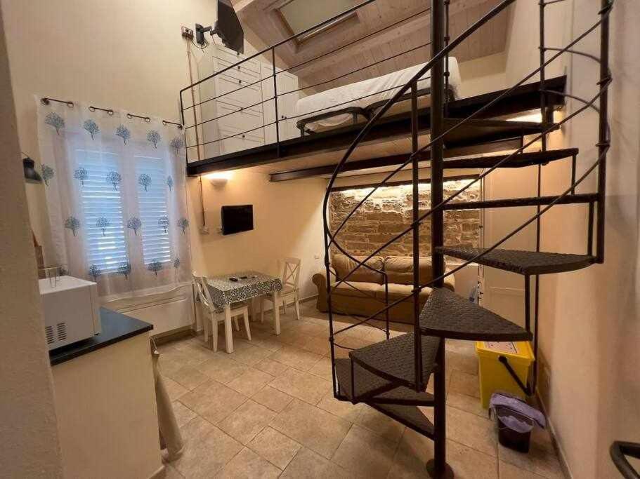 אלגהרו Suite Minerva 10 Steps From Piazza Civica מראה חיצוני תמונה